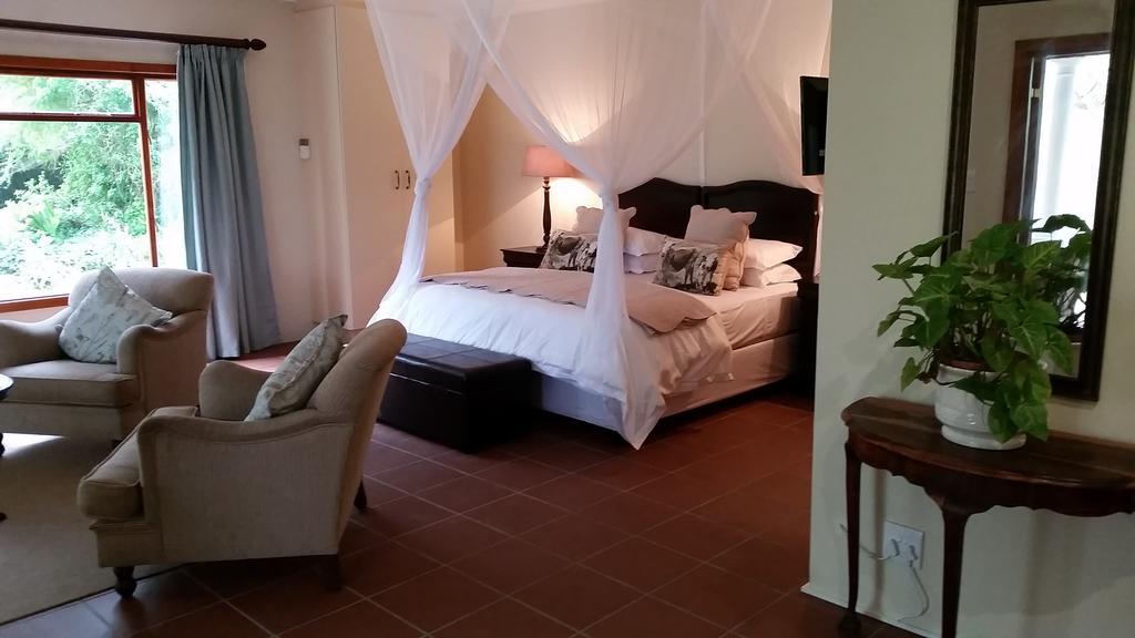 Umlambo River Lodge Kirkwood Exteriör bild